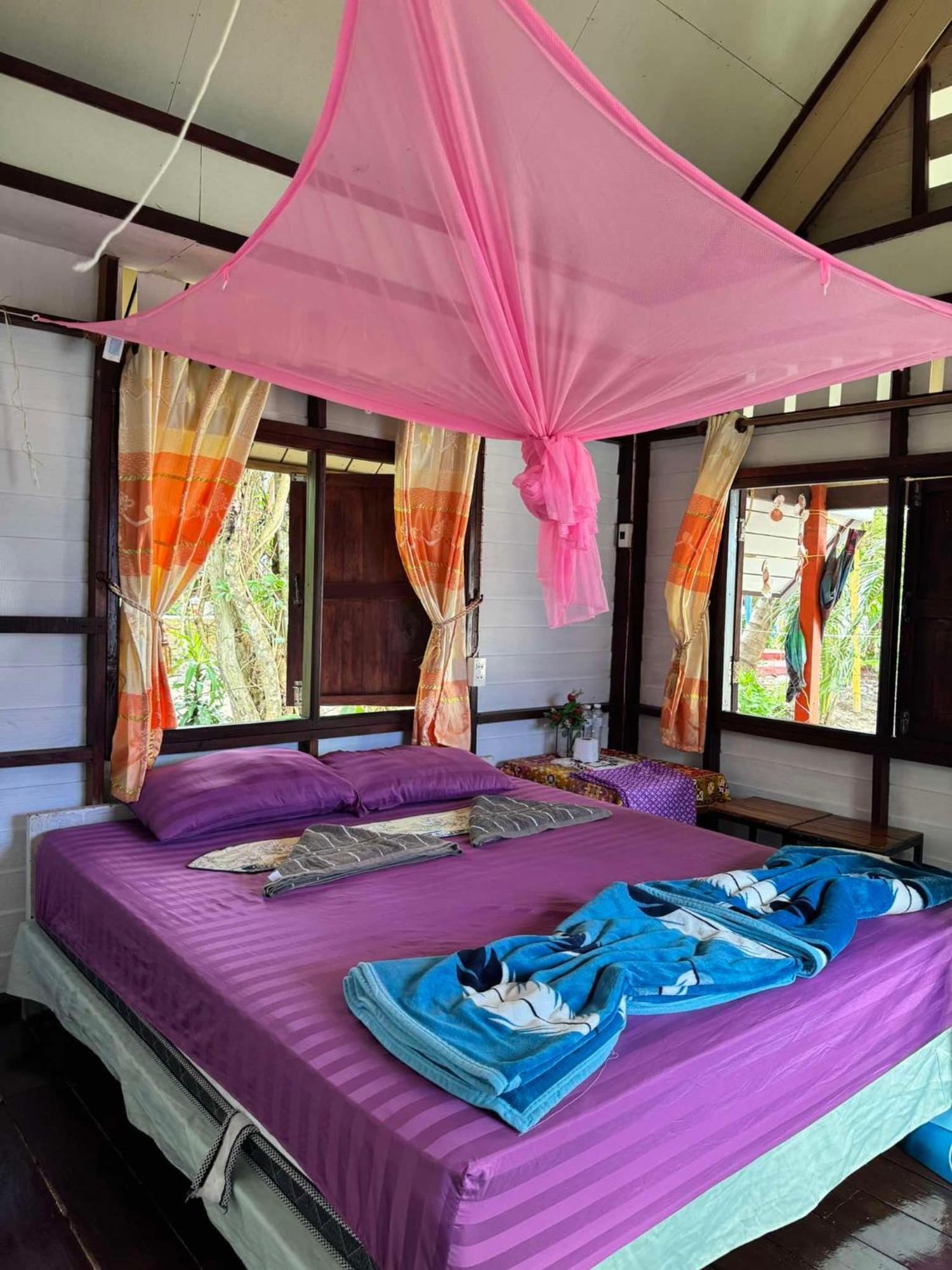 Baan Suan Kayoo 2 Buffalo Bay Aow Khao Kwai Koh Phayam Exterior foto